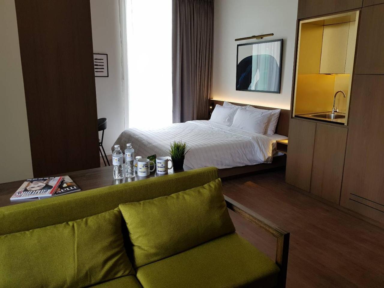 T2 Residence Sathorn Bangkok Exterior foto