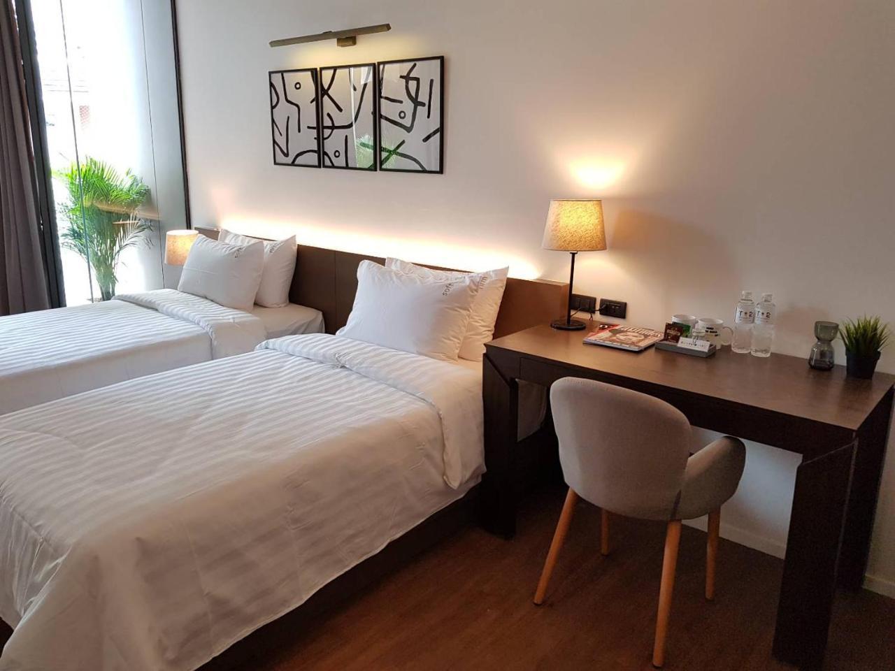T2 Residence Sathorn Bangkok Exterior foto