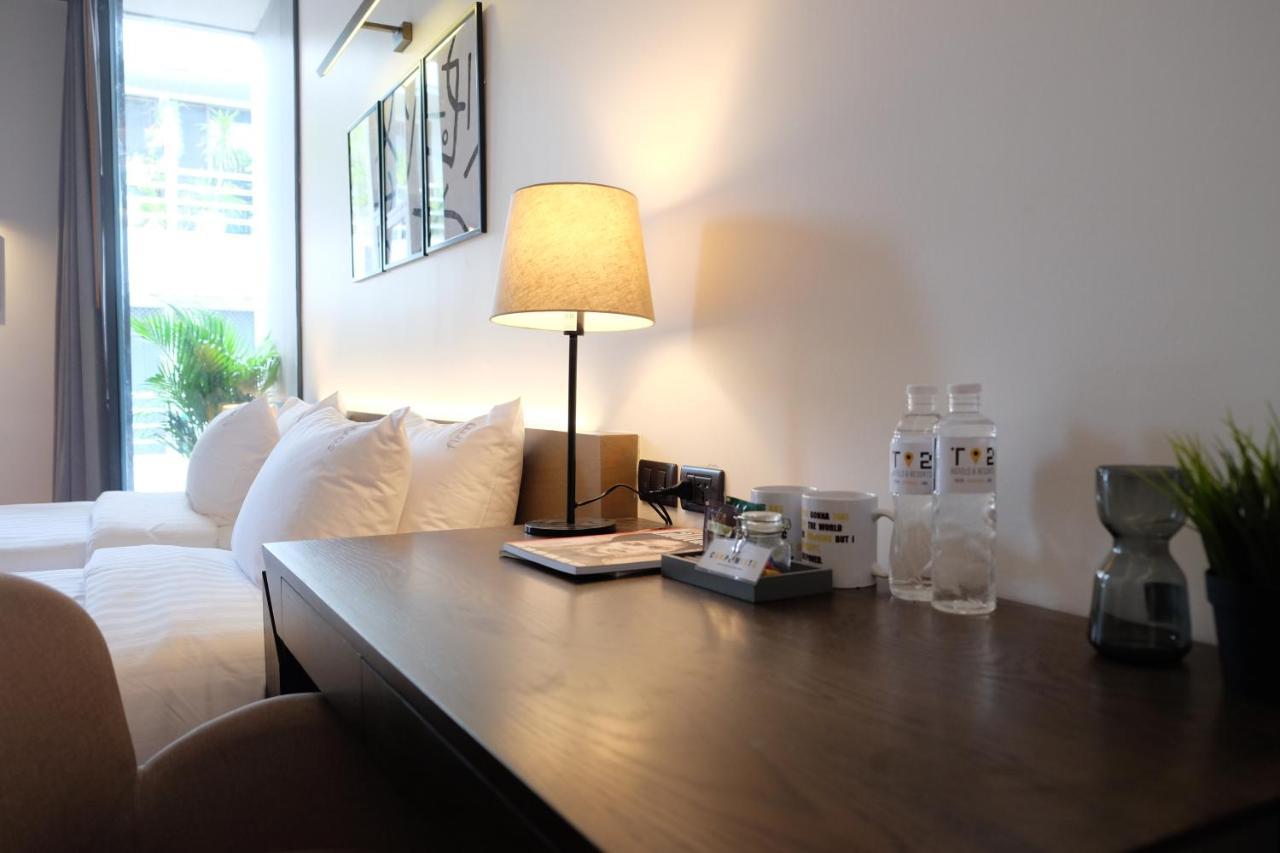 T2 Residence Sathorn Bangkok Exterior foto