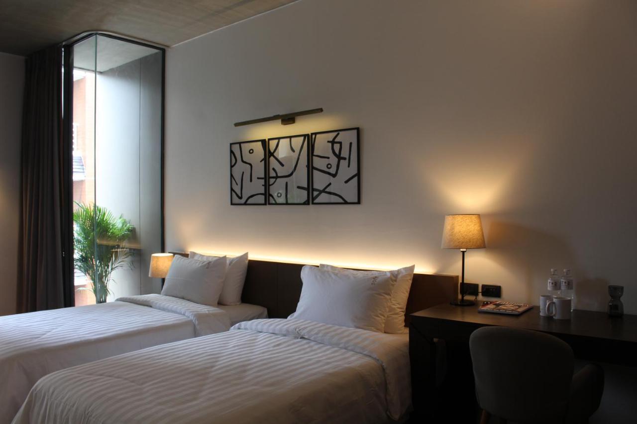 T2 Residence Sathorn Bangkok Exterior foto